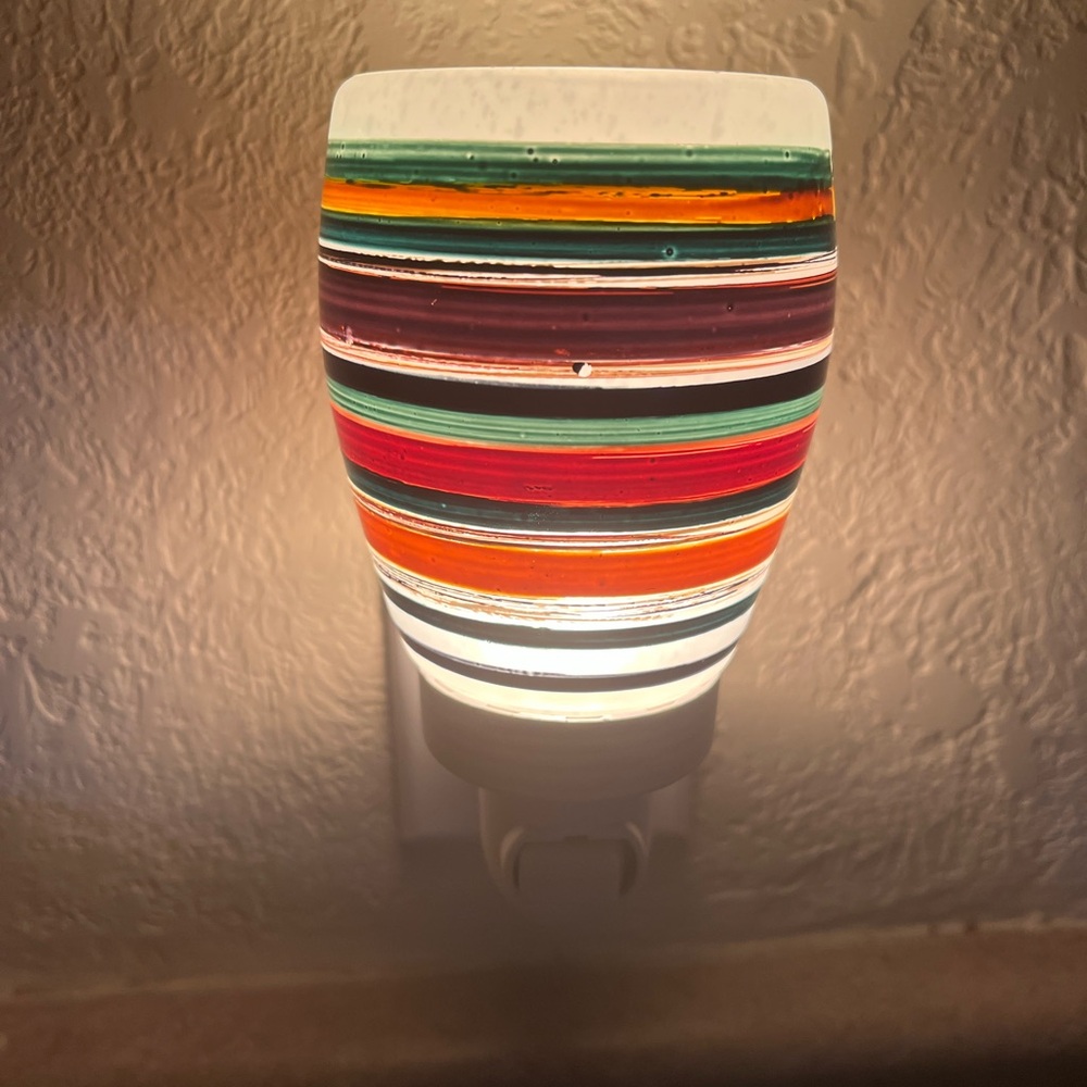 Scentsy Multicolor Striped wax Warmer